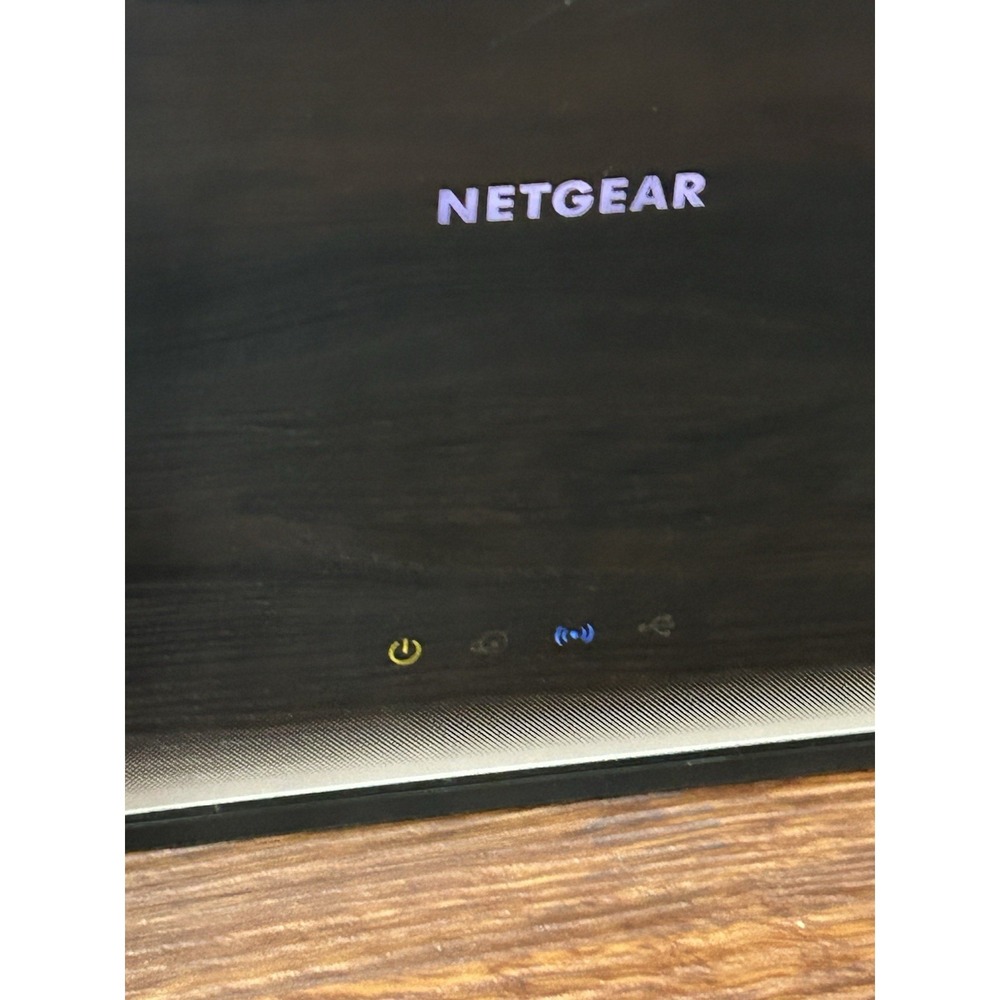 Netgear R6200v2 w/power supply R6200 Smart WiFi Router Bundle - Picture 2 of 16